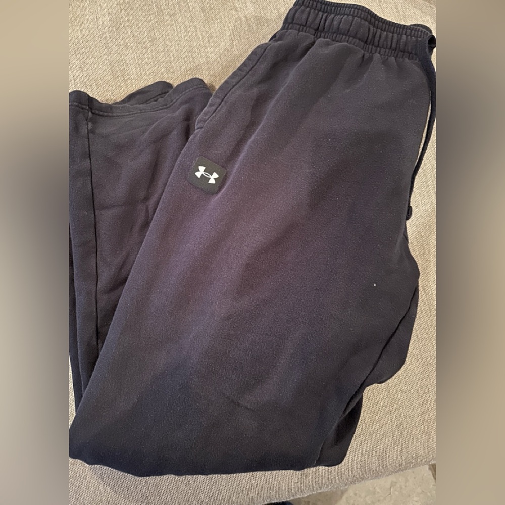 Men’s Large Under Armour sweatpants